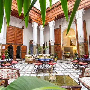 Riad Dar Skalli &, Fez